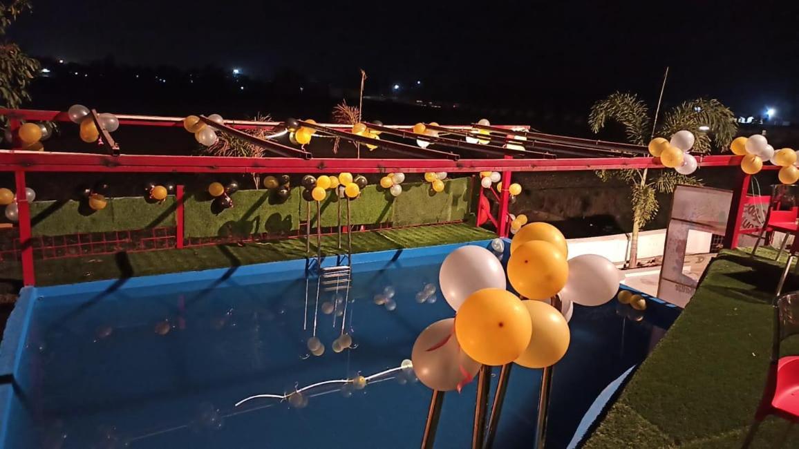Gods County. Resort & Banquets Tarapith Luaran gambar