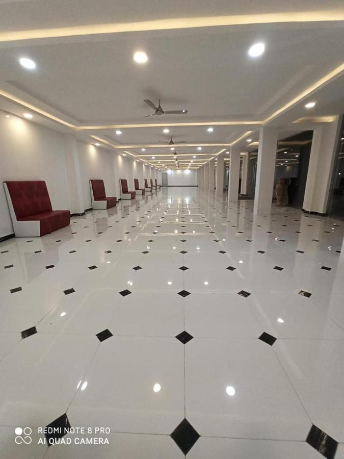 Gods County. Resort & Banquets Tarapith Luaran gambar