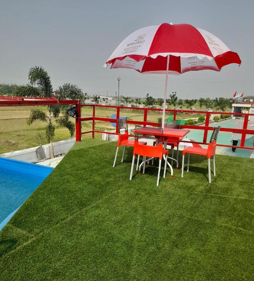 Gods County. Resort & Banquets Tarapith Luaran gambar