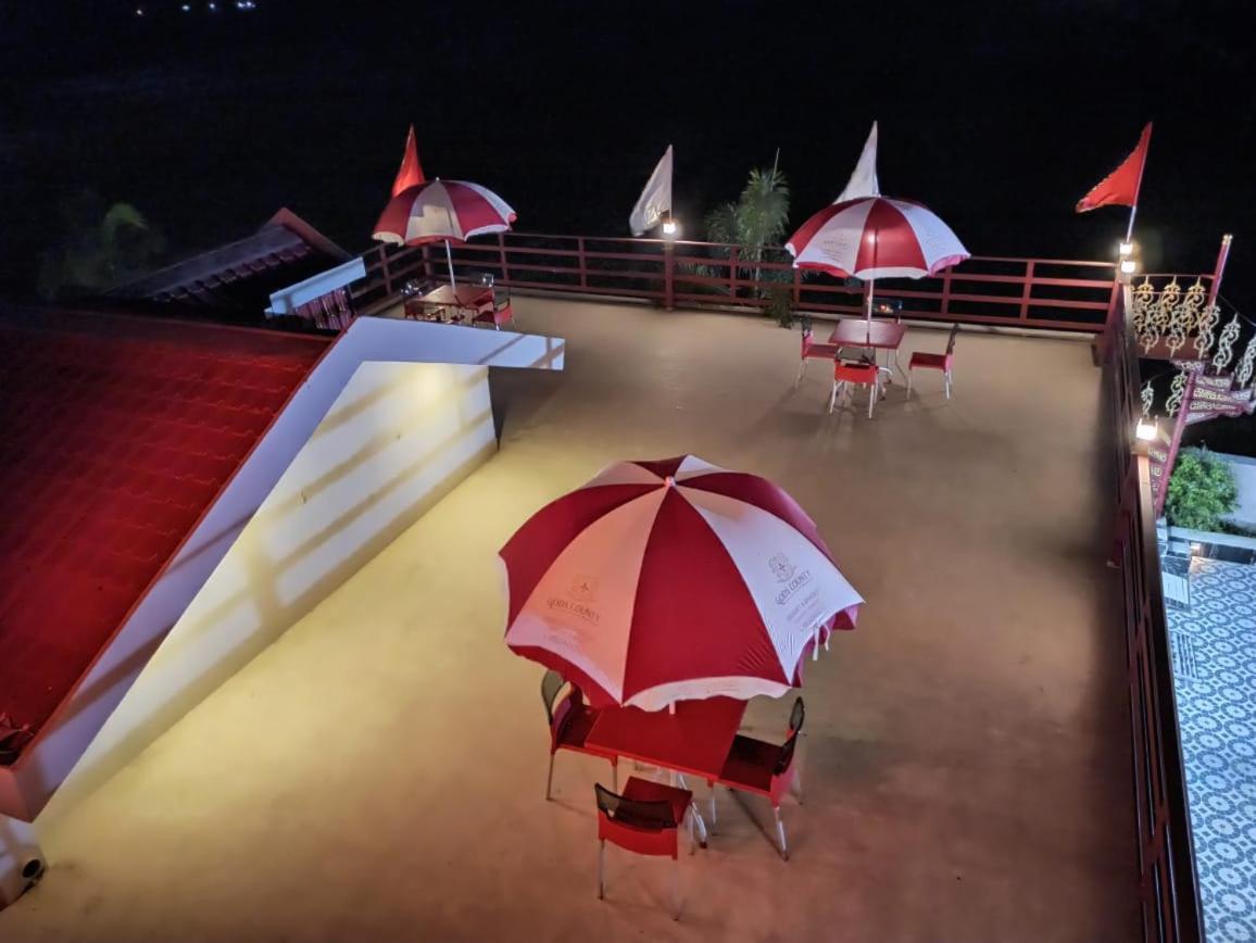 Gods County. Resort & Banquets Tarapith Luaran gambar