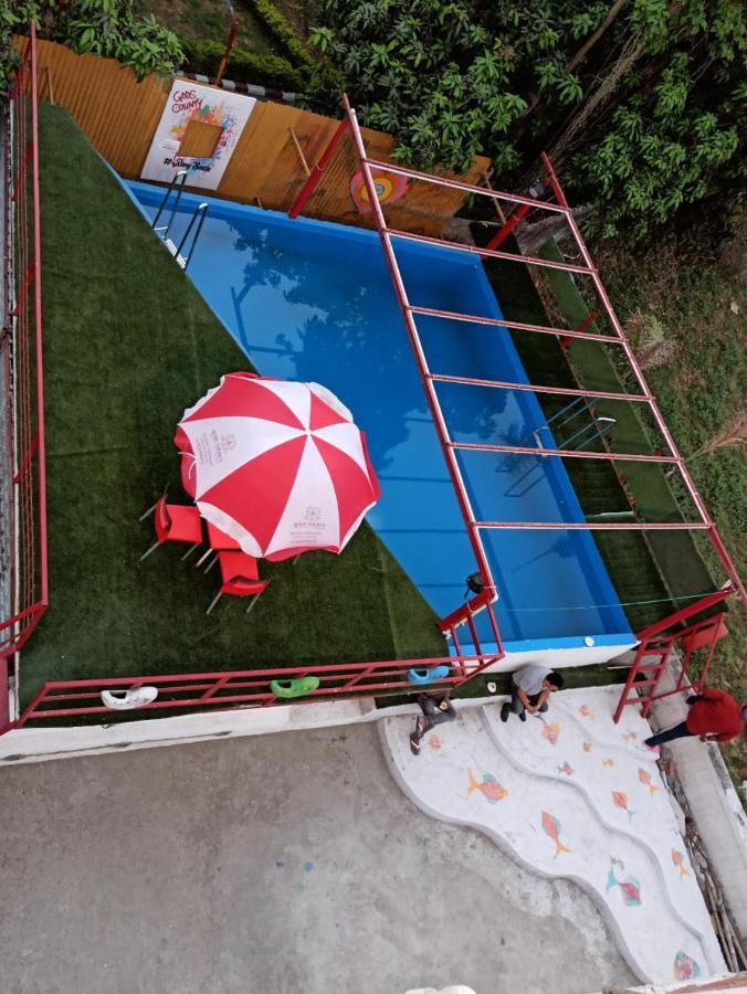 Gods County. Resort & Banquets Tarapith Luaran gambar